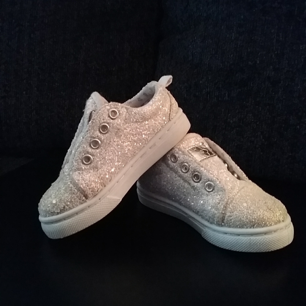 Sparkle Sneakers - Picture 11 of 12